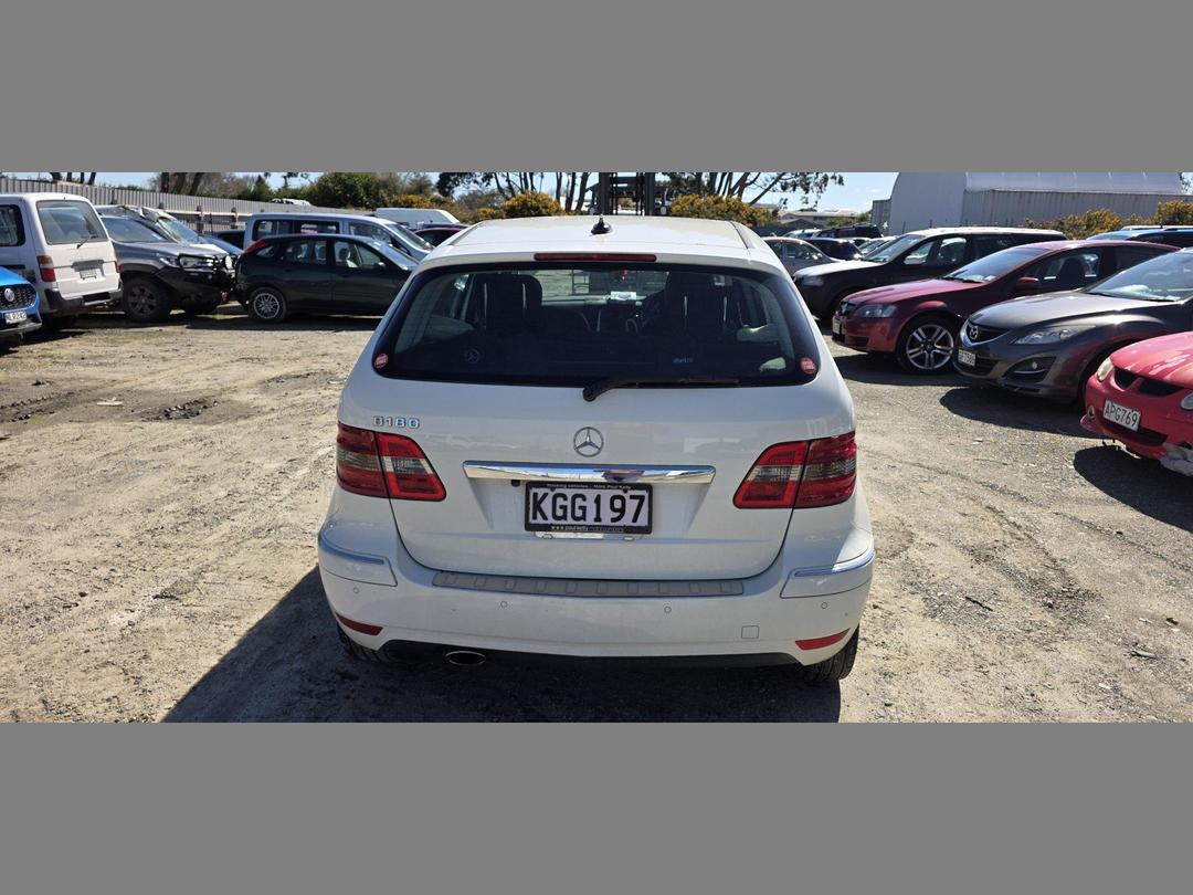 Photo '6' of Mercedes-Benz B-Class B180 Photo '6' of Mercedes-Benz B-Class B180