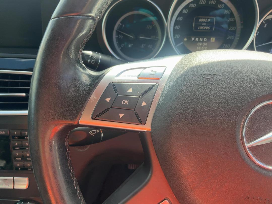 Photo '27' of Mercedes-Benz C-Class