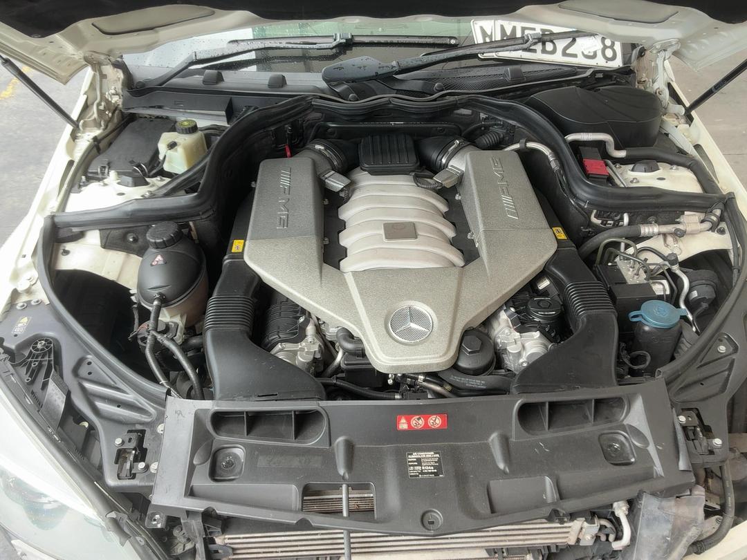 Photo '18' of Mercedes-Benz C-Class C63 AMG Photo '18' of Mercedes-Benz C-Class C63 AMG