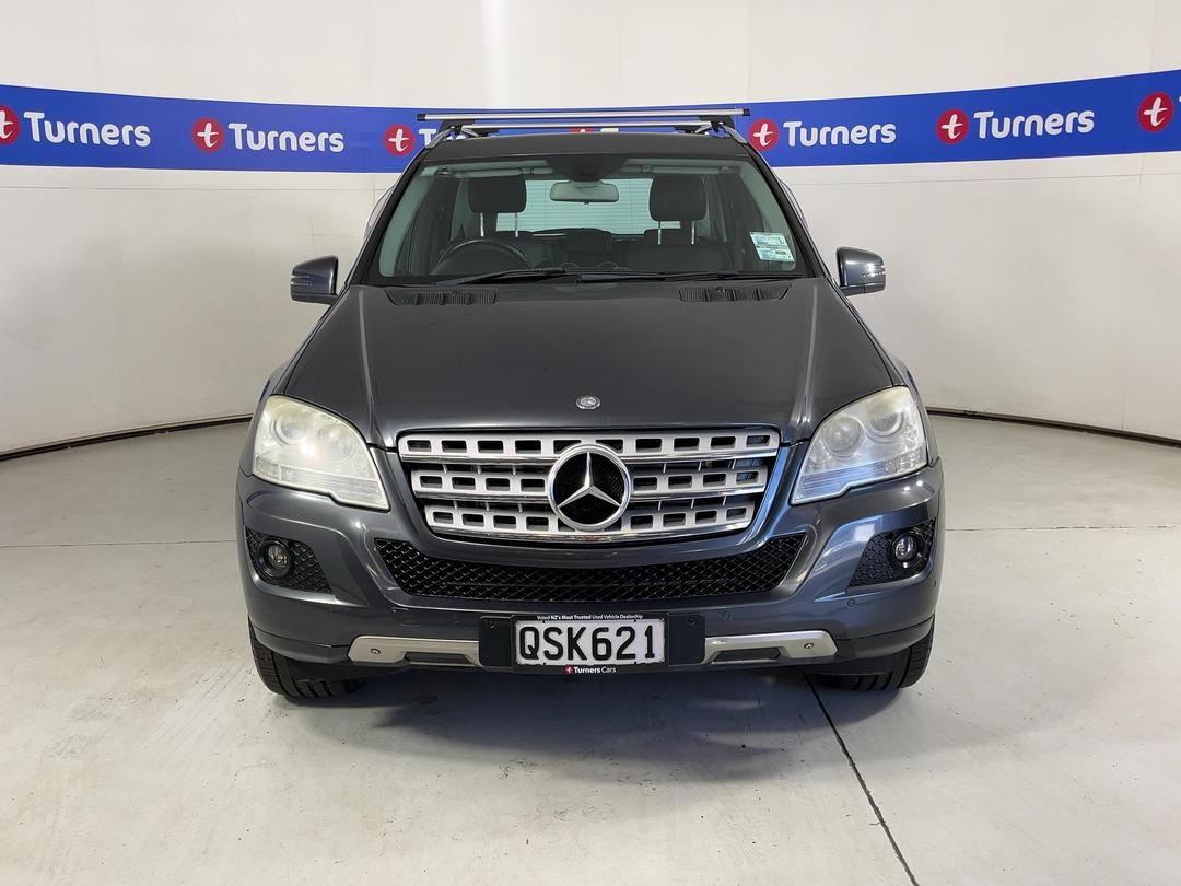 Photo '2' of Mercedes-Benz M-Class