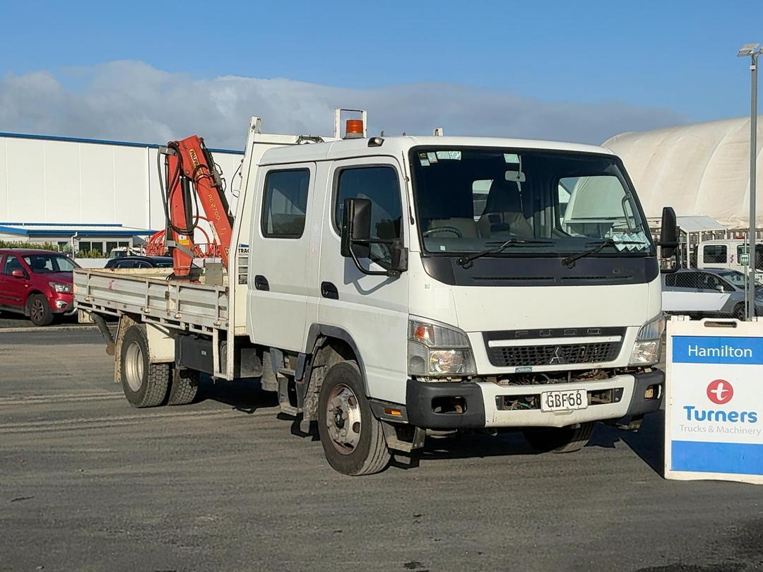 Photo '1' of Mitsubishi Fuso Canter FE160W4 Flat Deck Crane