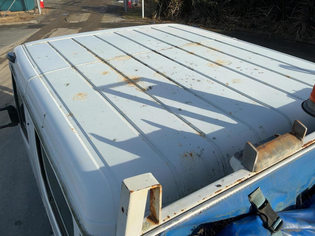 Photo '28' of Mitsubishi Fuso Canter FE160W4 Flat Deck Crane