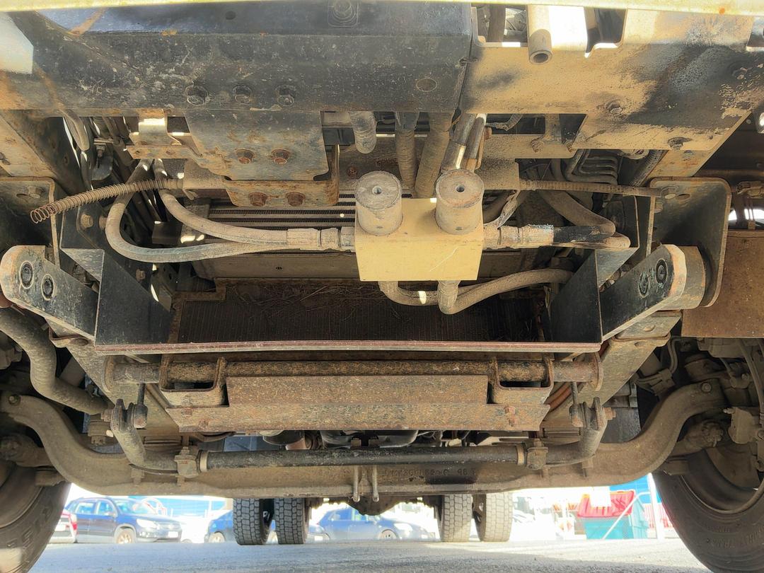 Photo '44' of Mitsubishi Fuso Canter FE160W4 Flat Deck Crane