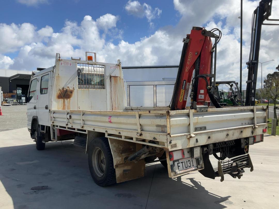 Photo '6' of Mitsubishi Fuso Canter FE160W4 Flat Deck Crane