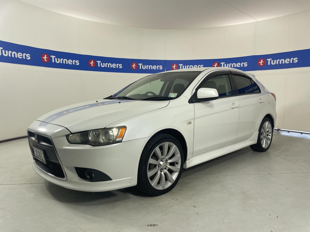 Photo '4' of Mitsubishi Galant