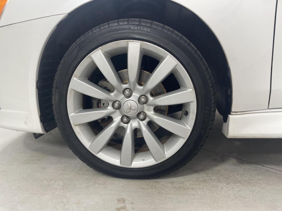 Photo '10' of Mitsubishi Galant