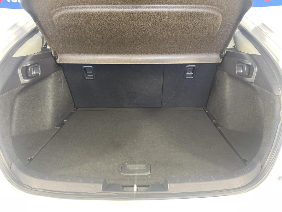 Photo '14' of Mitsubishi Galant