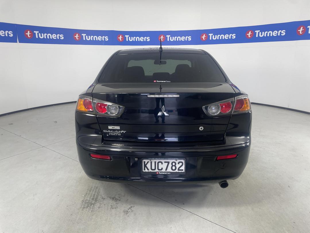 Photo '6' of Mitsubishi Galant