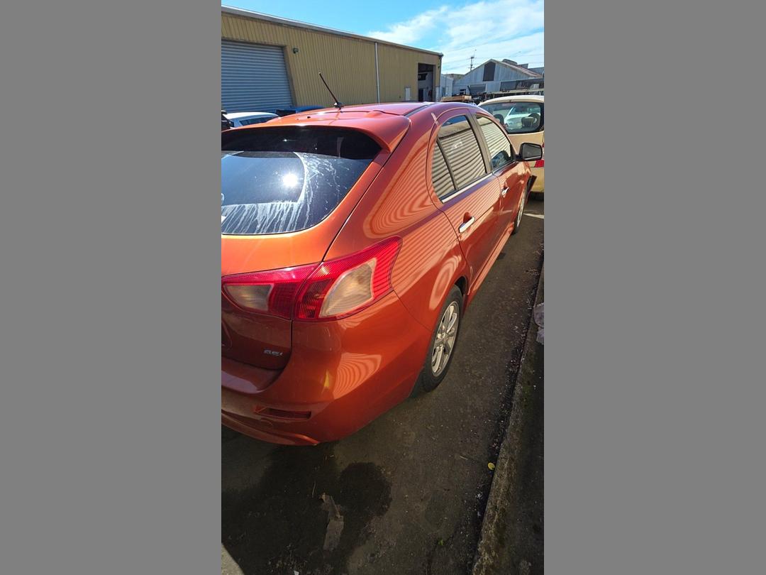 Photo '8' of Mitsubishi Lancer SEI Photo '8' of Mitsubishi Lancer SEI