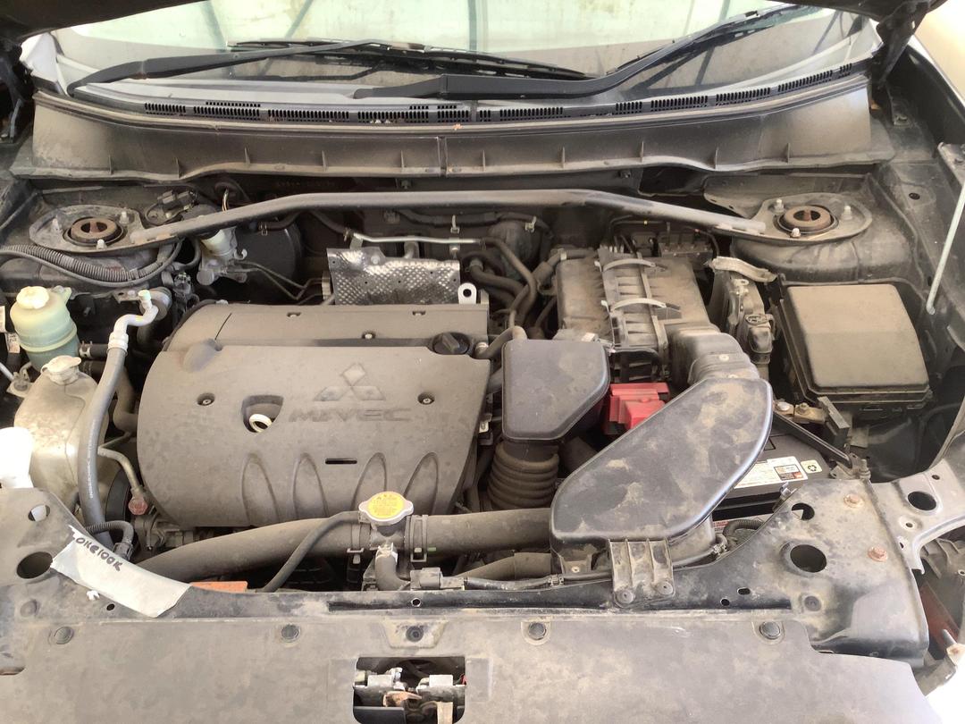 Photo '25' of Mitsubishi Outlander