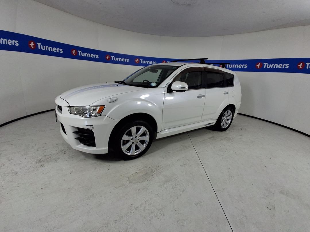 Photo '4' of Mitsubishi Outlander