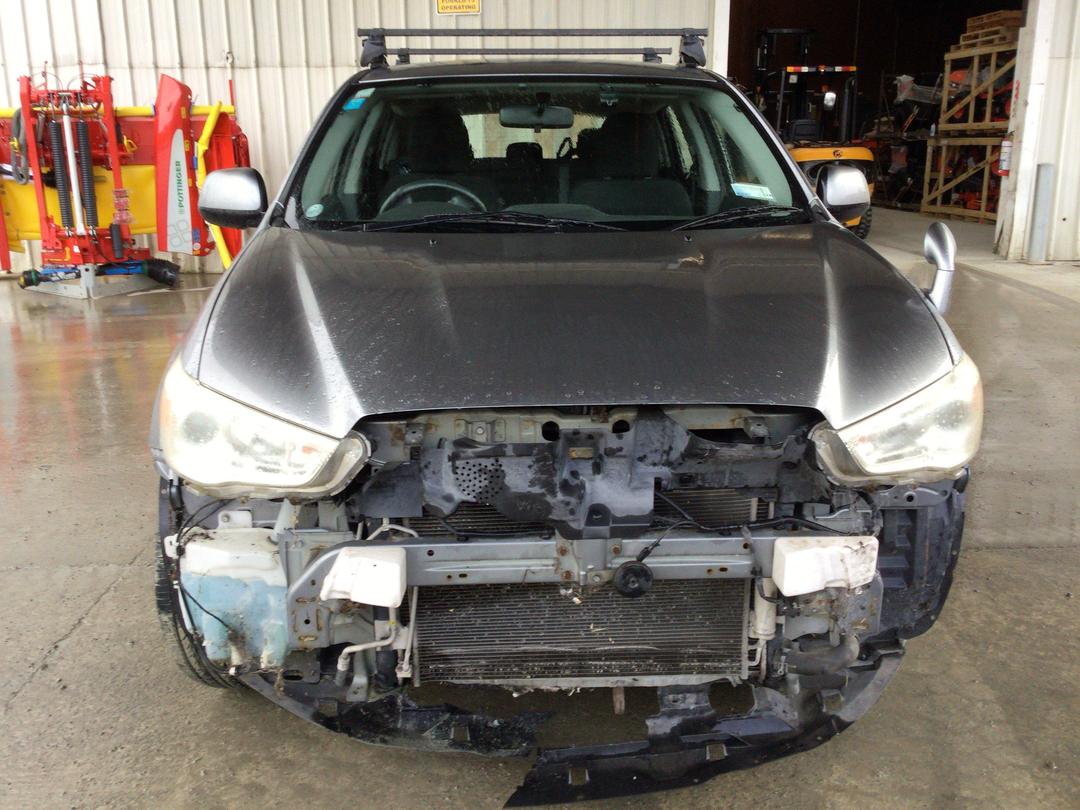 Photo '2' of Mitsubishi RVR Photo '2' of Mitsubishi RVR