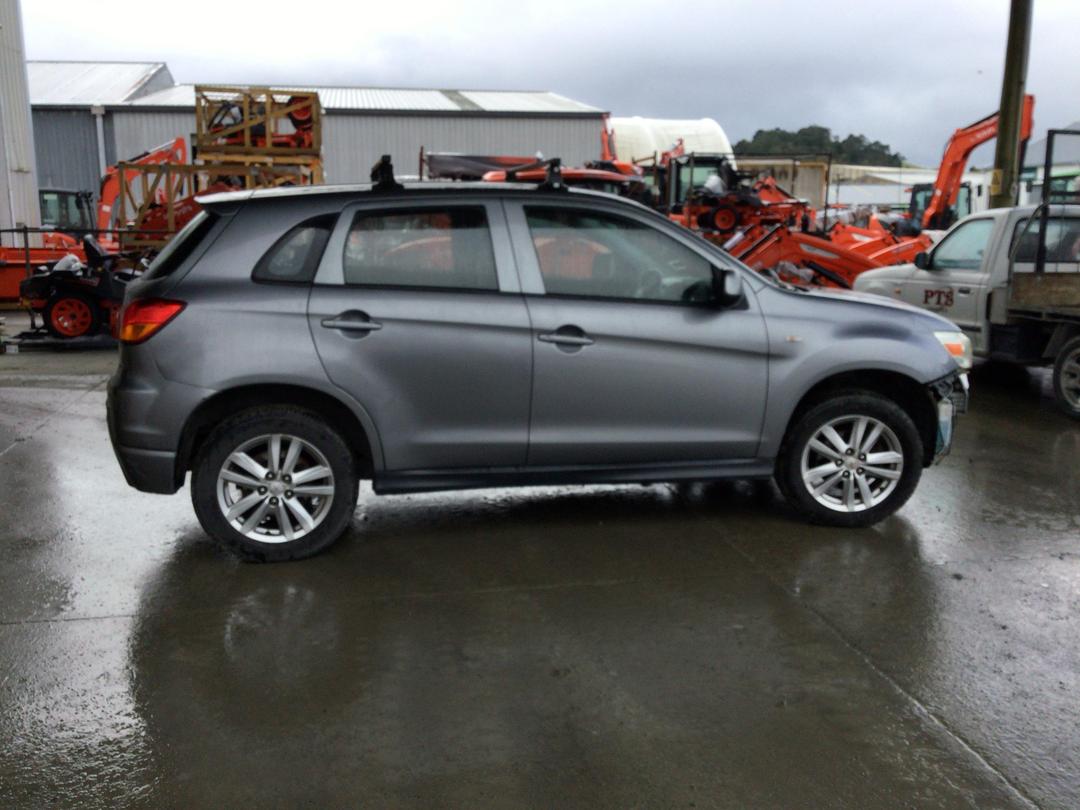 Photo '8' of Mitsubishi RVR Photo '8' of Mitsubishi RVR