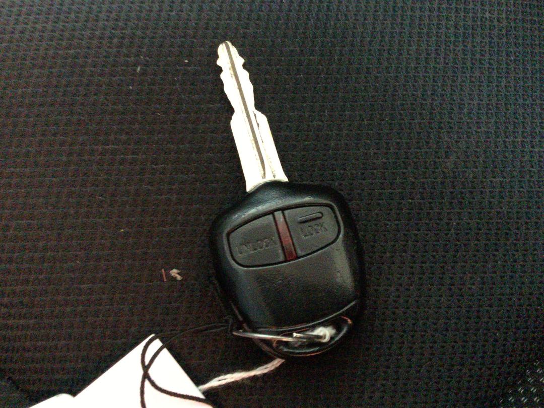Photo '20' of Mitsubishi RVR Photo '20' of Mitsubishi RVR