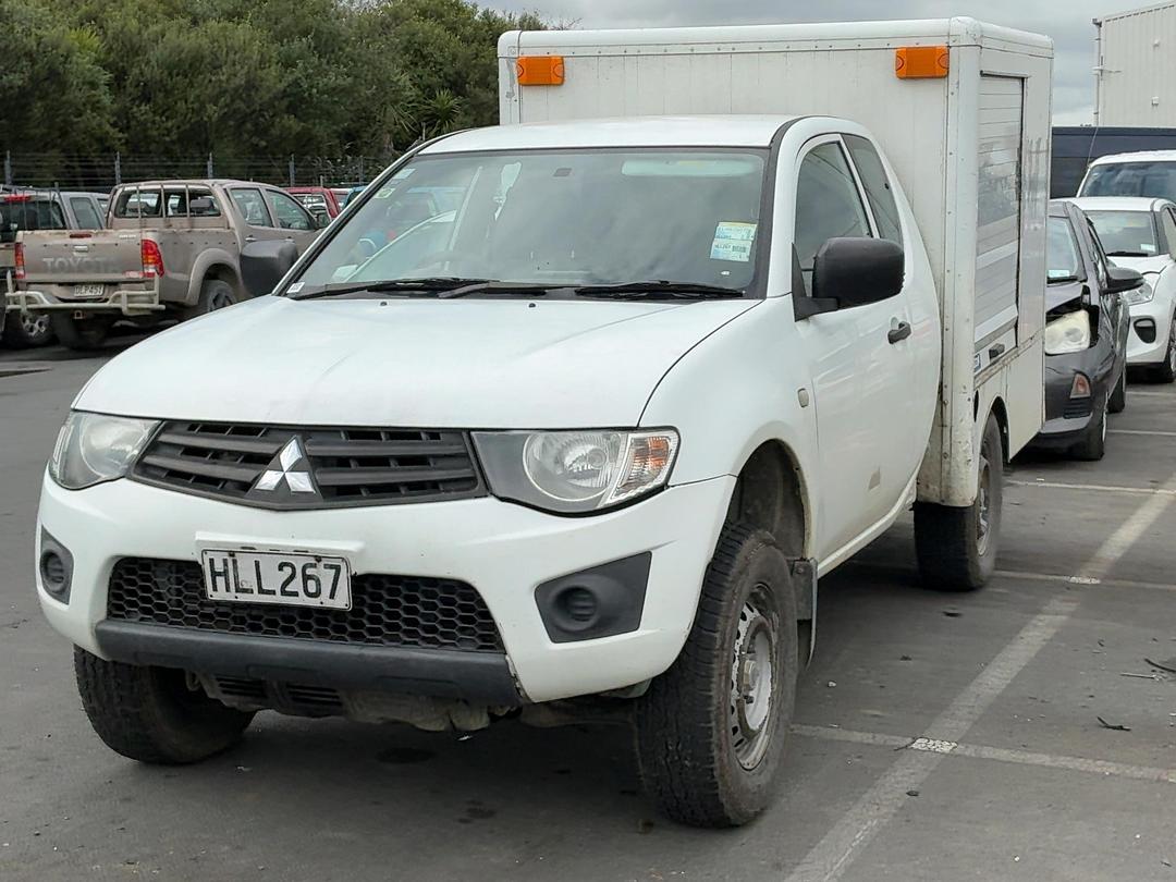 Photo '3' of Mitsubishi Triton Club CC GL Photo '3' of Mitsubishi Triton Club CC GL