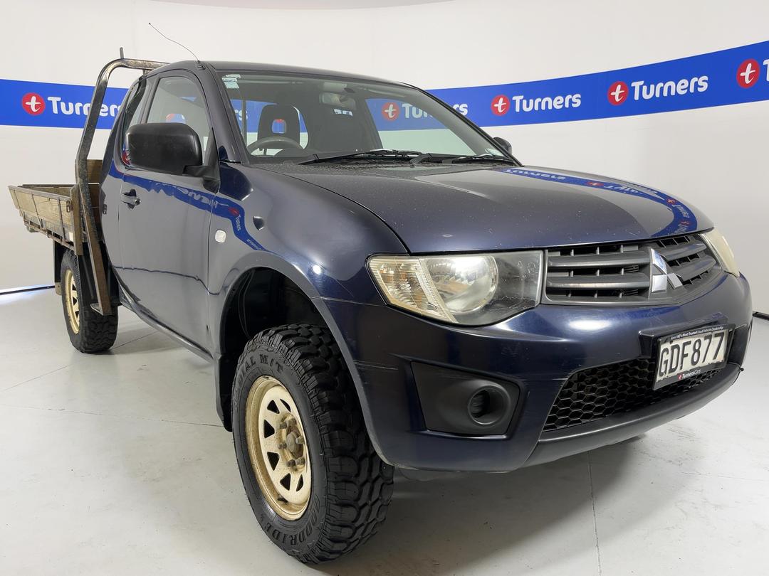Photo '1' of Mitsubishi Triton