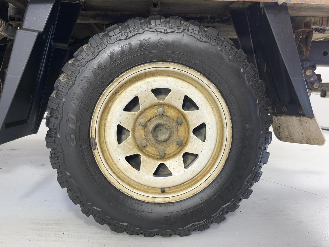 Photo '11' of Mitsubishi Triton