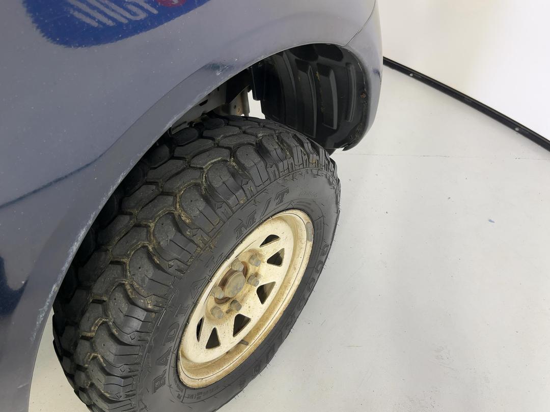 Photo '27' of Mitsubishi Triton