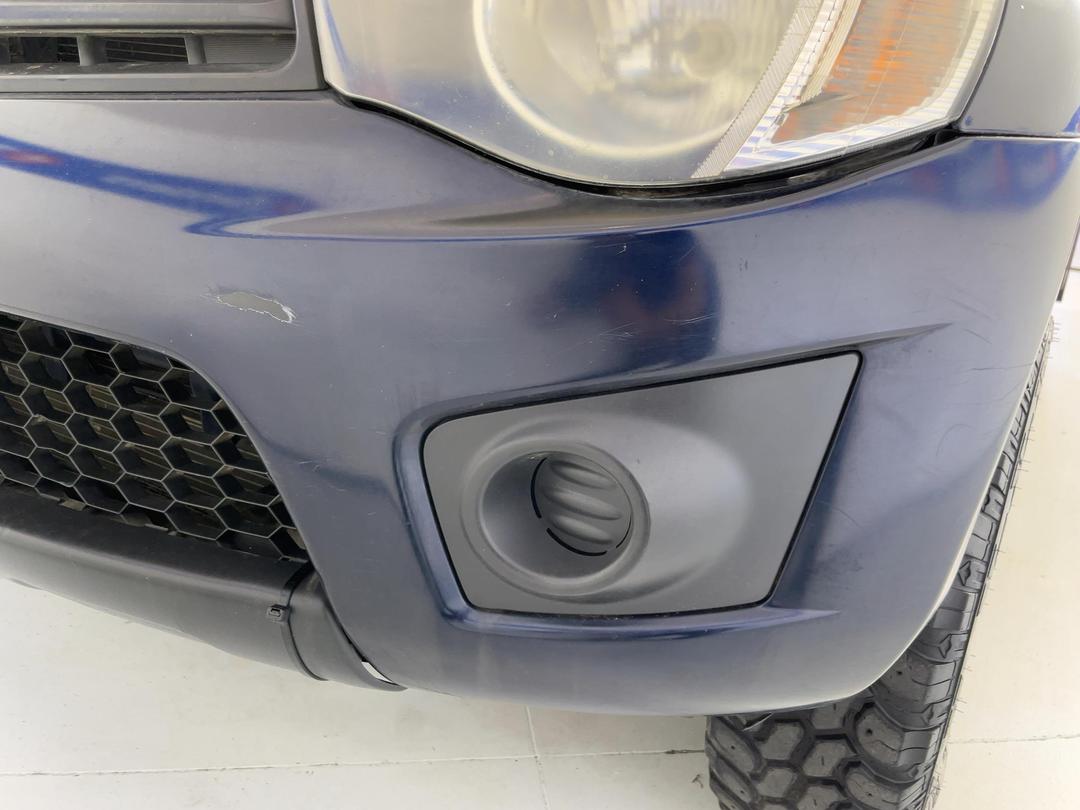 Photo '30' of Mitsubishi Triton