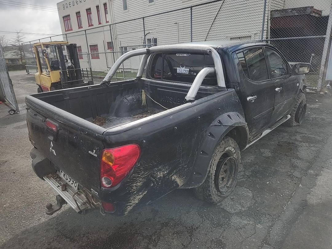 Photo '4' of Mitsubishi Triton D/CAB GLS Photo '4' of Mitsubishi Triton D/CAB GLS