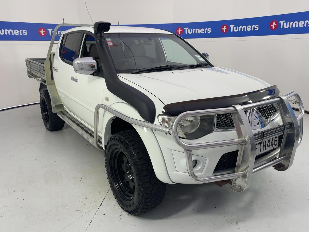 Photo '1' of Mitsubishi Triton
