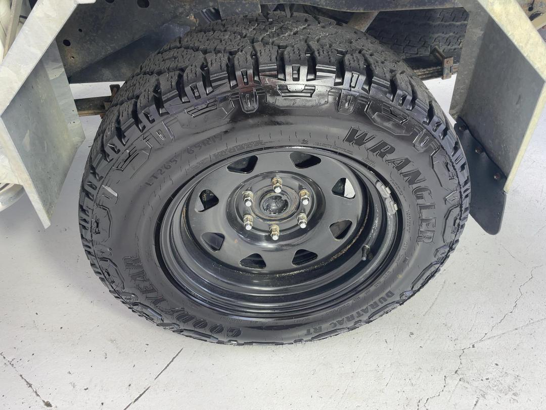 Photo '11' of Mitsubishi Triton