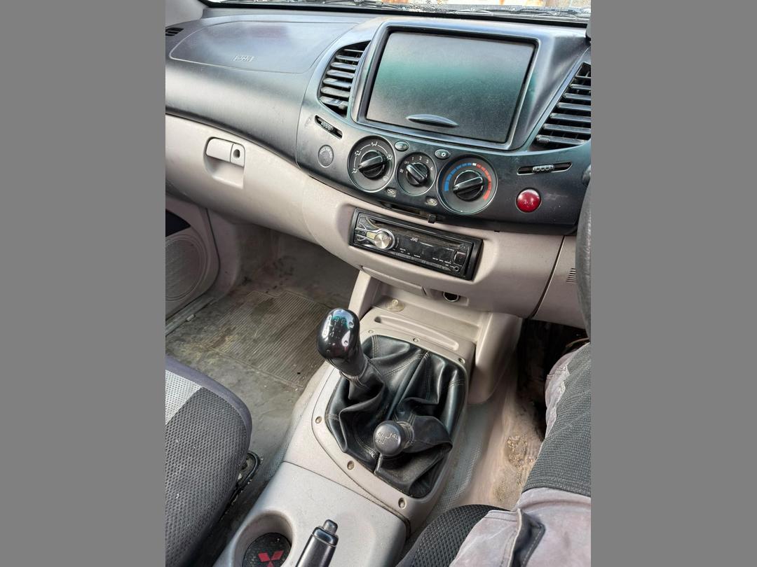 Photo '19' of Mitsubishi Triton Club CC GL Photo '19' of Mitsubishi Triton Club CC GL