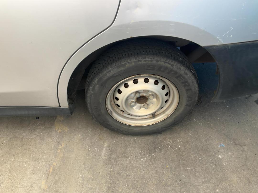 Photo '12' of Nissan AD