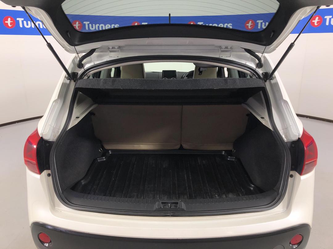 Photo '14' of Nissan Dualis