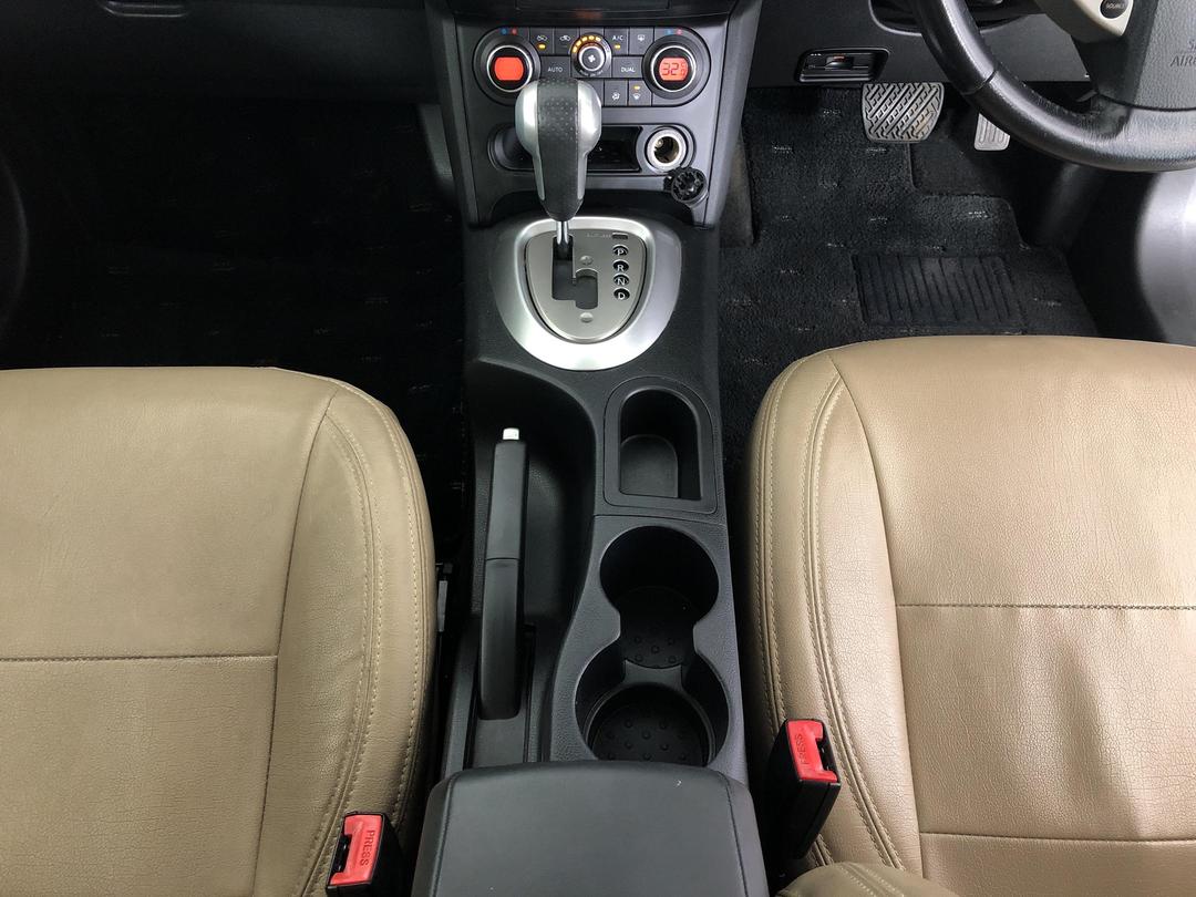 Photo '18' of Nissan Dualis