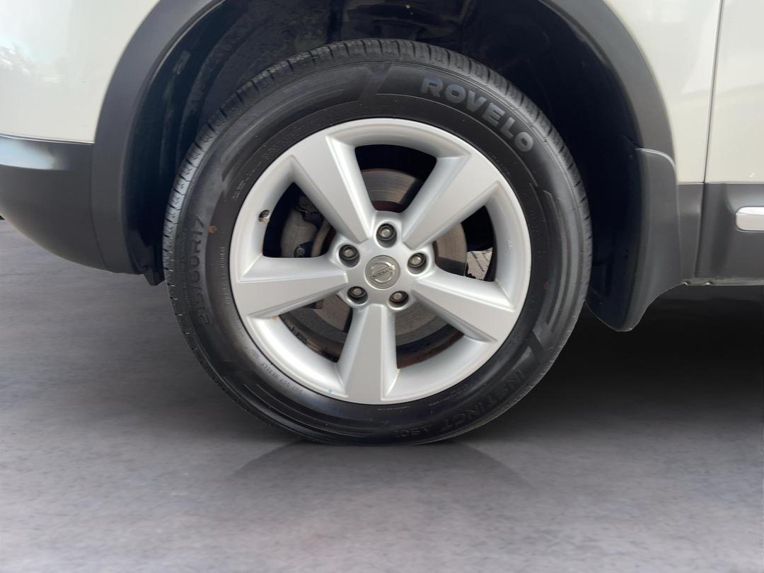 Photo '10' of Nissan Dualis