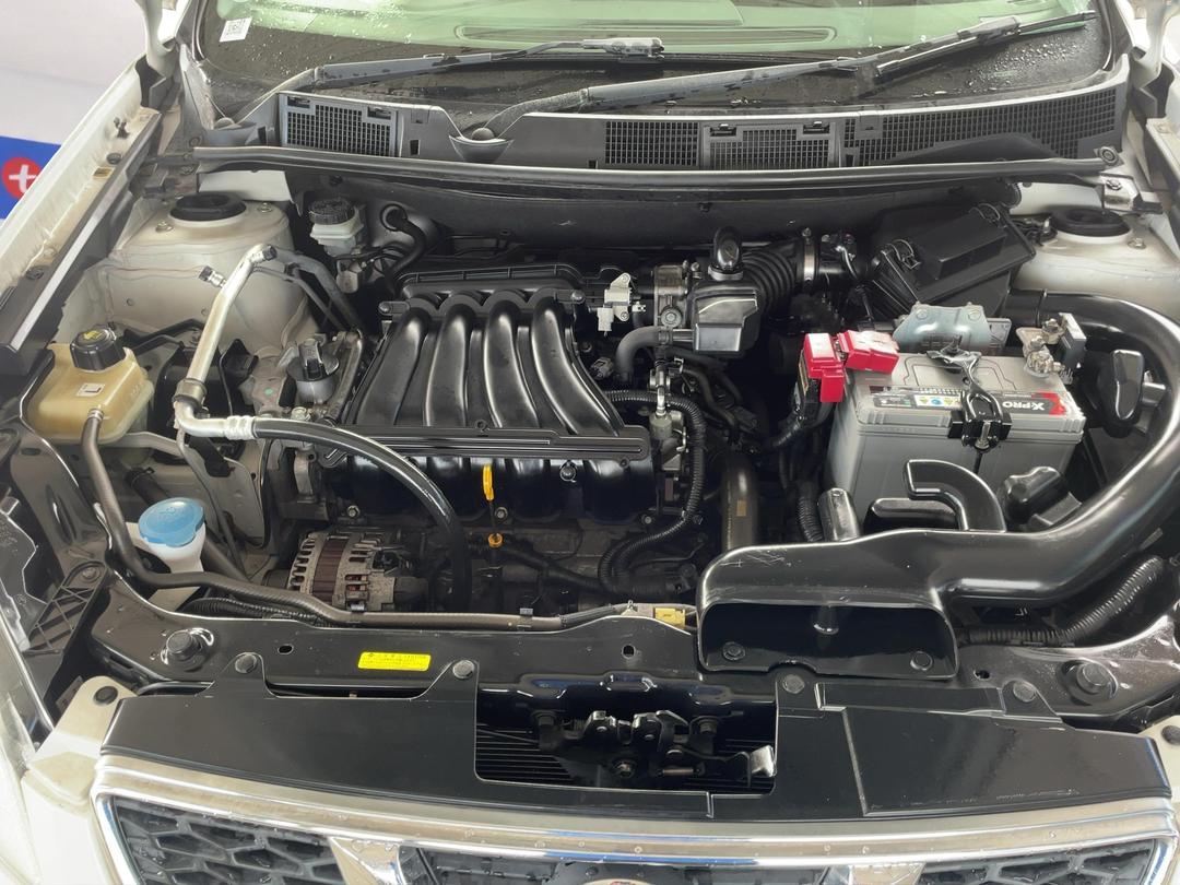 Photo '13' of Nissan Dualis