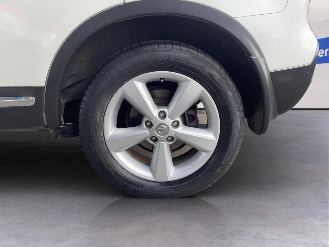 Photo '11' of Nissan Dualis