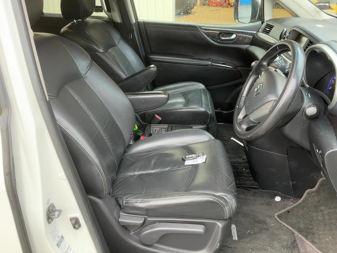 Photo '15' of Nissan Elgrand Rider
