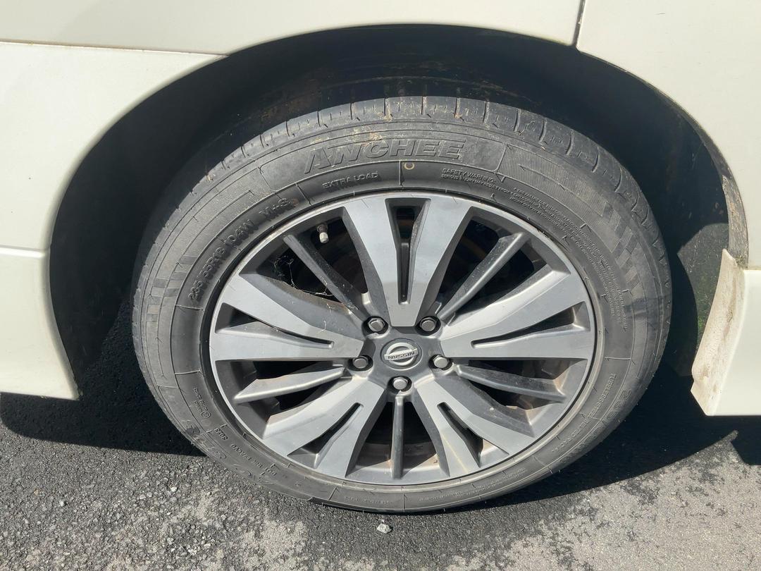 Photo '11' of Nissan Elgrand
