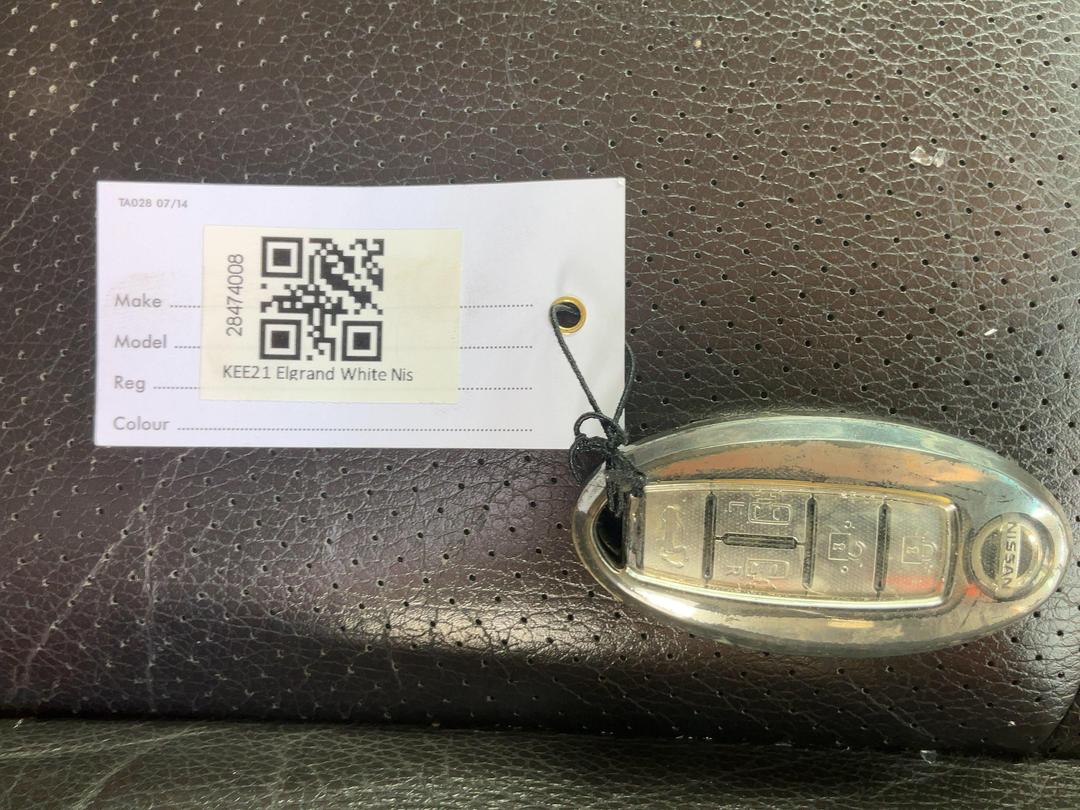 Photo '24' of Nissan Elgrand