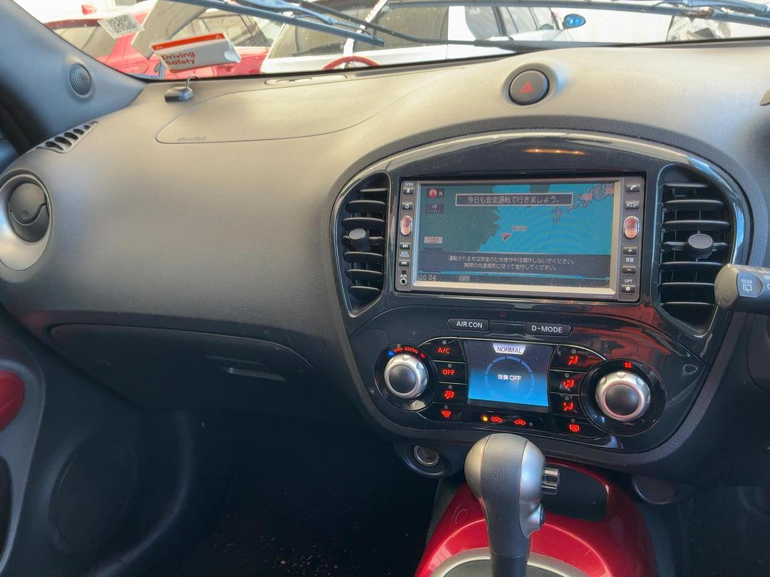 Photo '16' of Nissan Juke Photo '16' of Nissan Juke