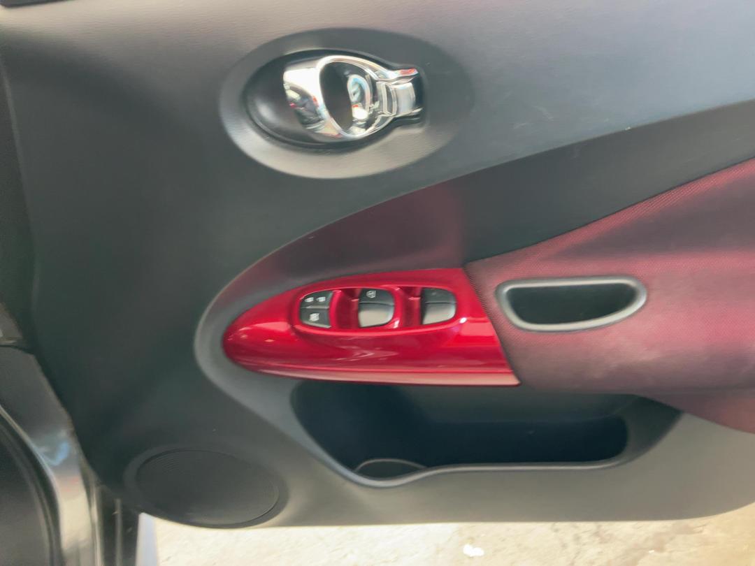 Photo '8' of Nissan Juke