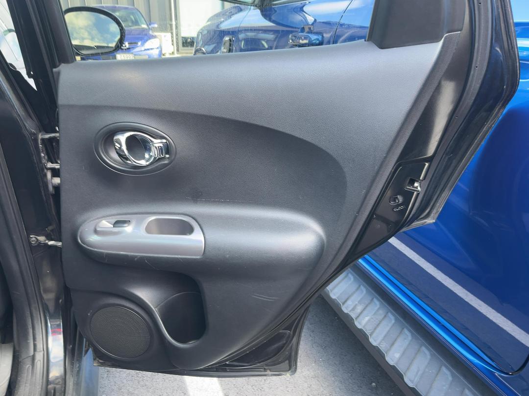 Photo '17' of Nissan Juke Photo '17' of Nissan Juke