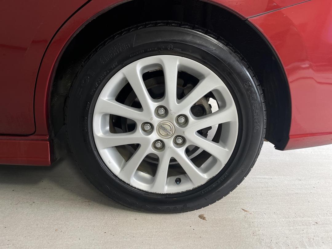 Photo '11' of Nissan Lafesta