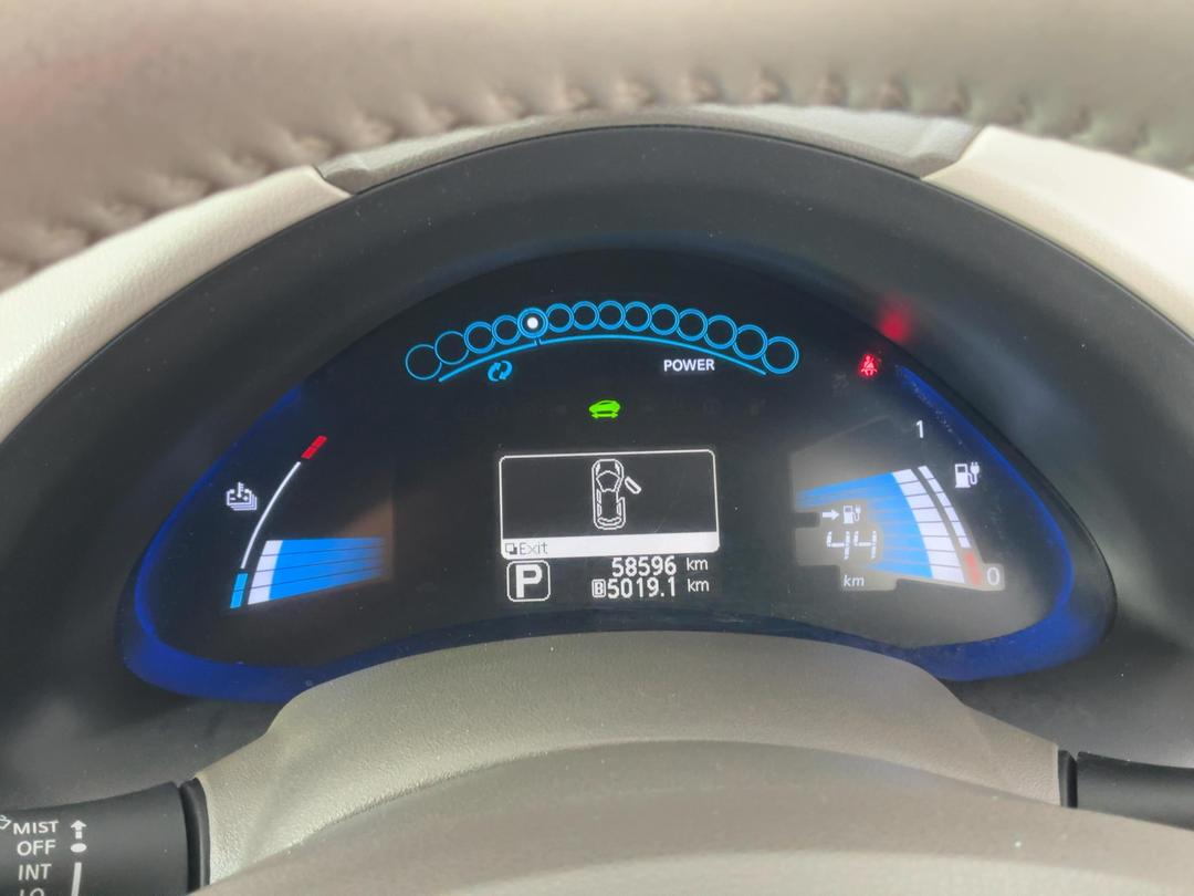 Photo '21' of Nissan Leaf