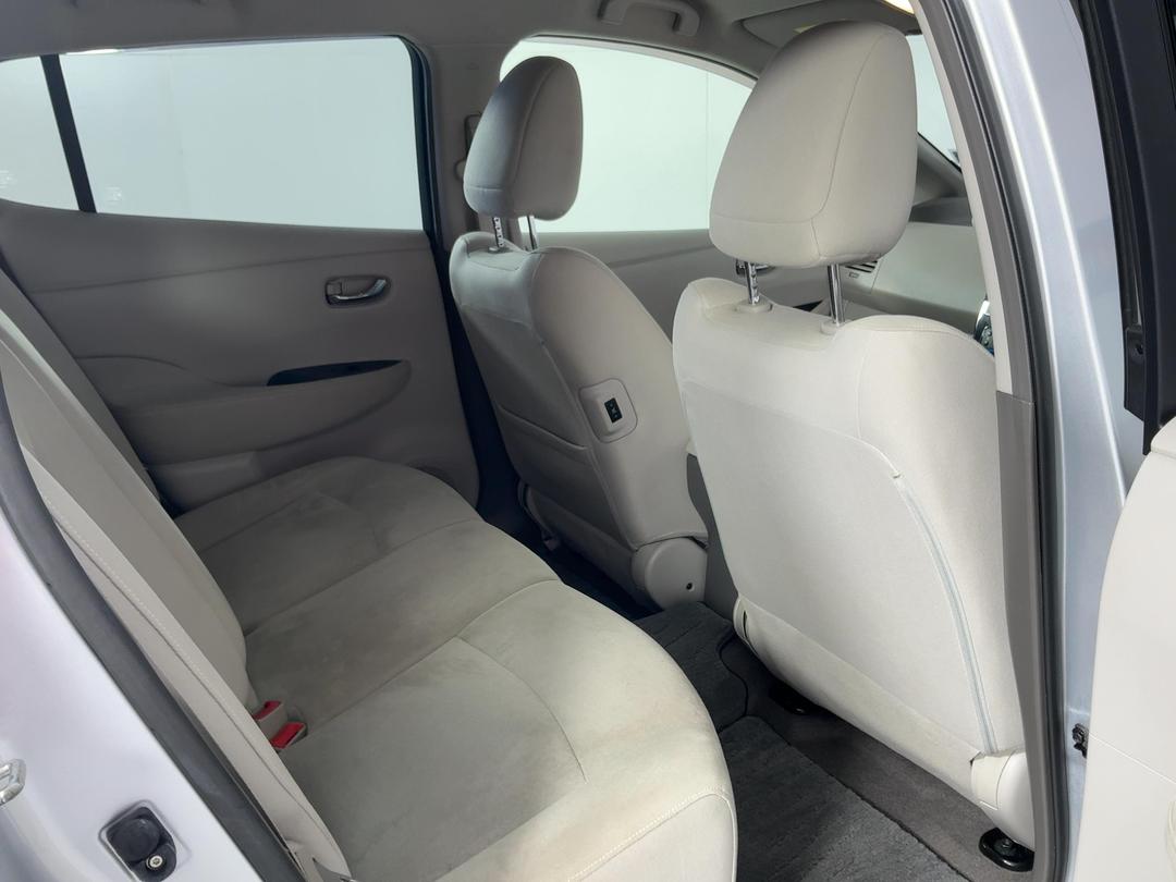 Photo '20' of Nissan Leaf