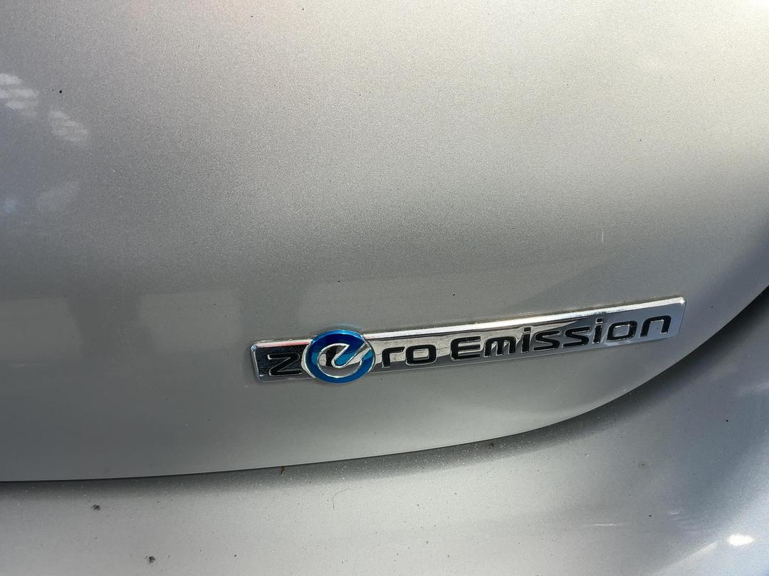 Photo '31' of Nissan Leaf