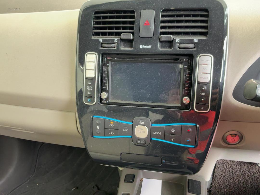Photo '21' of Nissan Leaf Photo '21' of Nissan Leaf