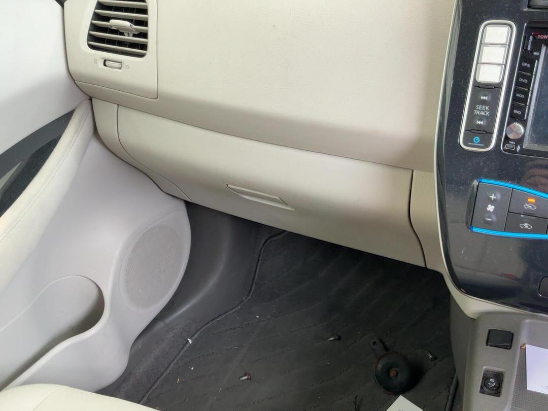 Photo '22' of Nissan Leaf Photo '22' of Nissan Leaf