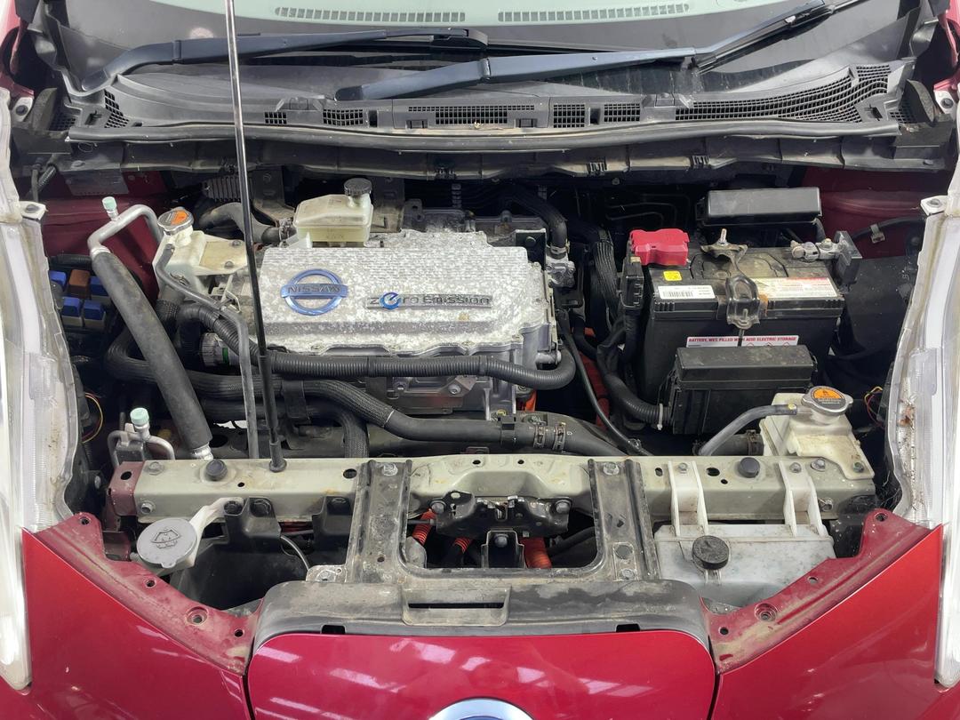 Photo '13' of Nissan Leaf
