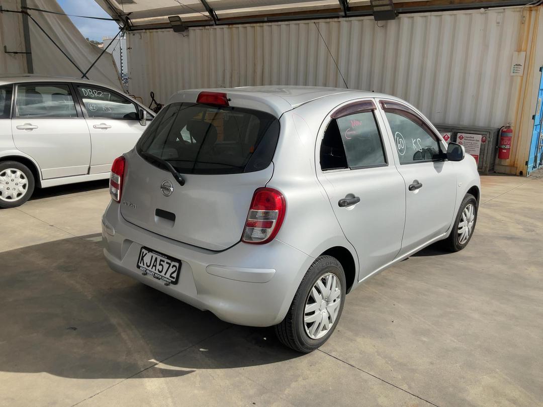 Photo '8' of Nissan March Photo '8' of Nissan March