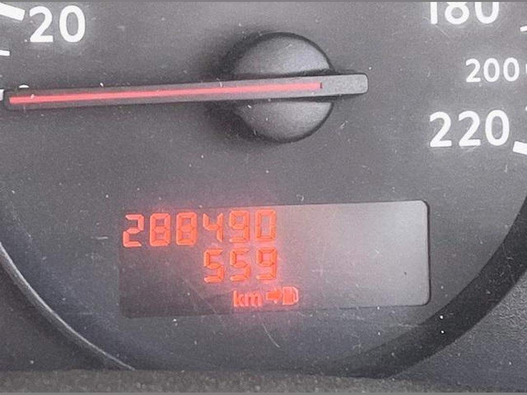 Photo '8' of Nissan Navara D/C ST-X