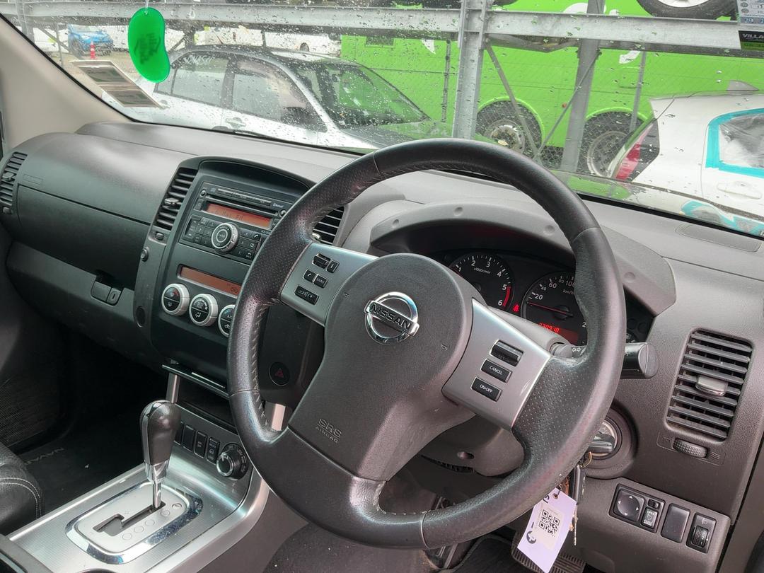 Photo '13' of Nissan Navara D/C ST-X Photo '13' of Nissan Navara D/C ST-X