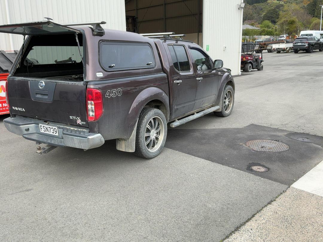 Photo '5' of Nissan Navara D/C ST-X Photo '5' of Nissan Navara D/C ST-X